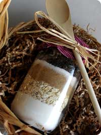  Fashioned Oatmeal on This Old Fashioned Oatmeal Cookie Recipe In A Jar Tastes Like My G