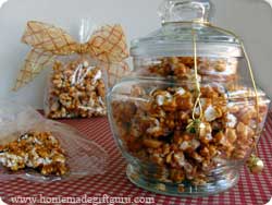 There are lots of ways to package caramel popcorn for homemade gifts!