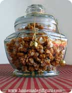 This caramel popcorn is so rich and buttery! It makes wonderful homemade gifts.