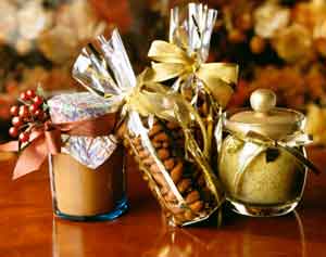 5 Unique Homemade Gifts in a Jar - A Blossoming Life