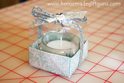 Make gift boxes that show off your handmade gifts!